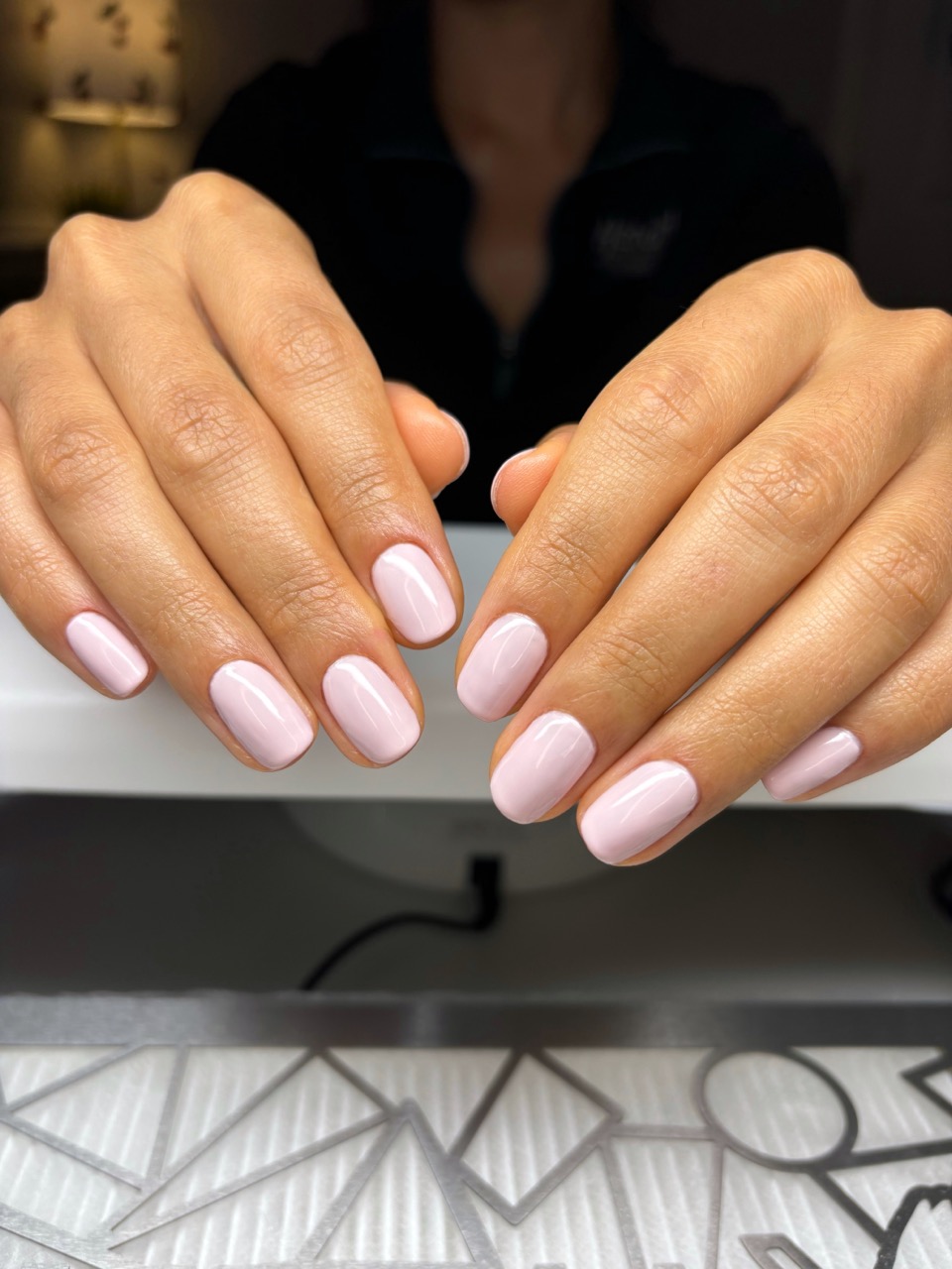 gel-polish-nude-pink