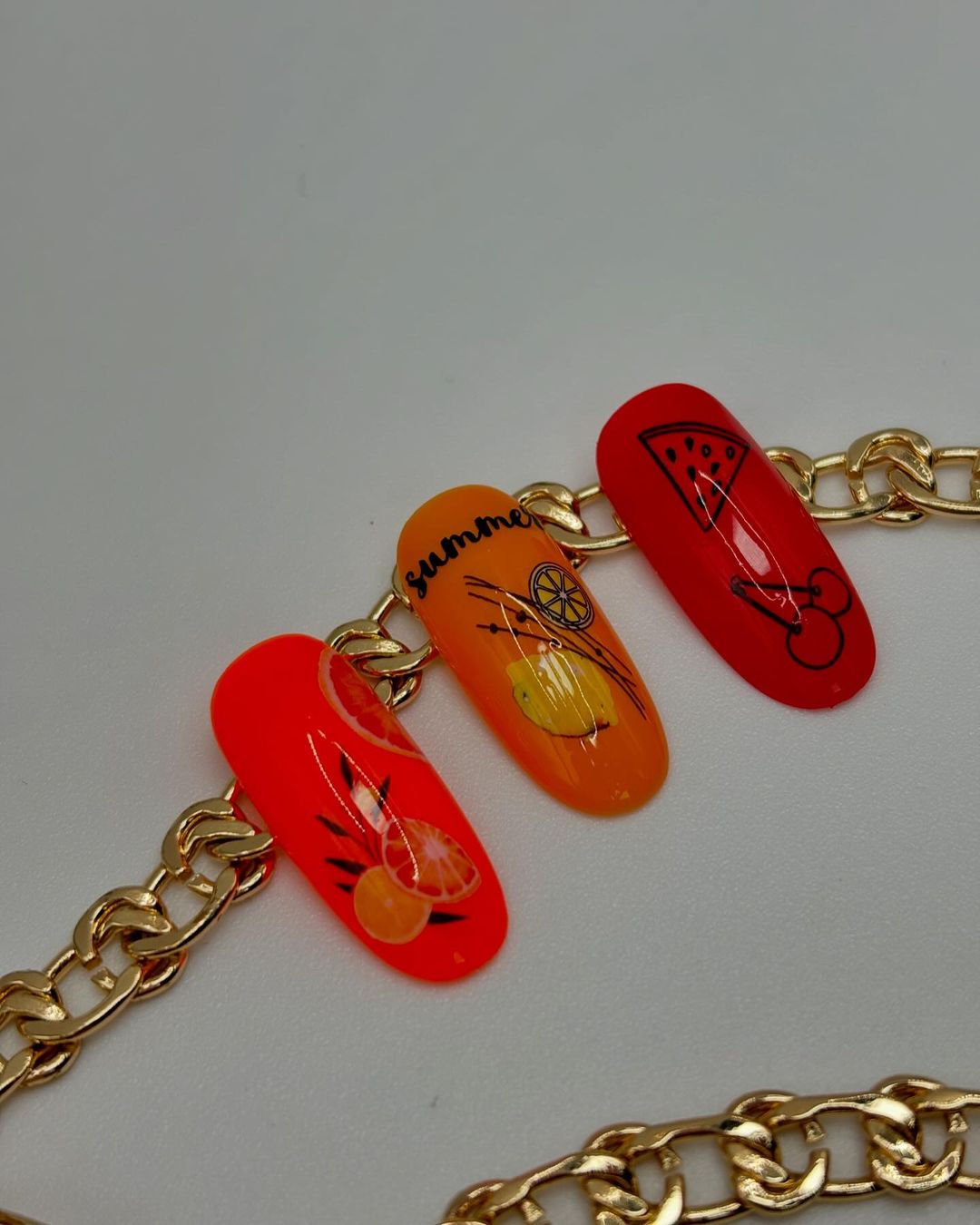 Red and orange European-style manicure design examples